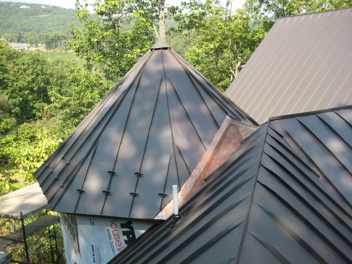 Professional Gutter Cleaning by Craftsman Roofing in Ahuimanu